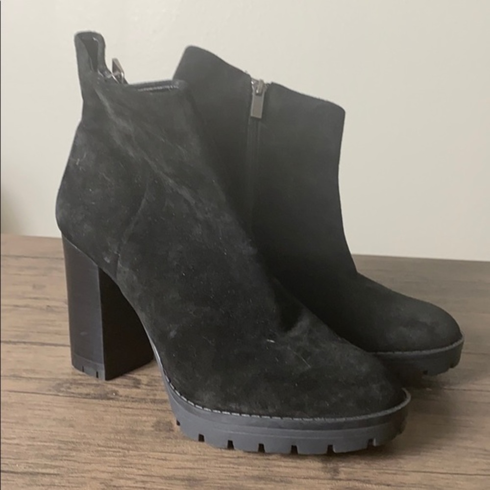 Arthuro Chang leather heeled booties